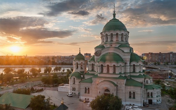 Величественный собор Астрахани