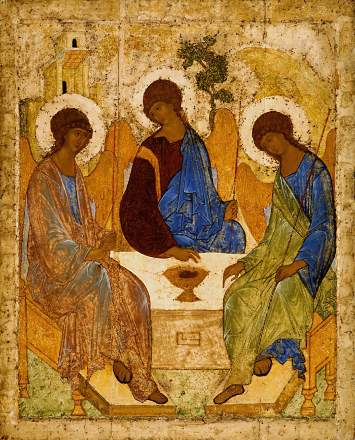 Все об иконе Троица: интересные факты и секреты, где размещать в доме и о чем молиться?